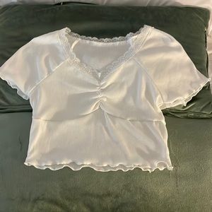 (5 for 25) White laced crop top